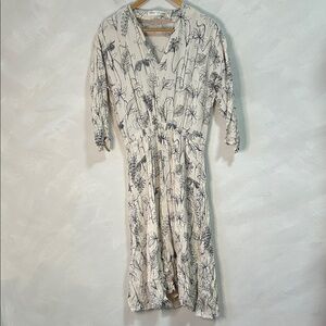 Inwear Reannel white dress with plant print monstera modest short sleeve midi